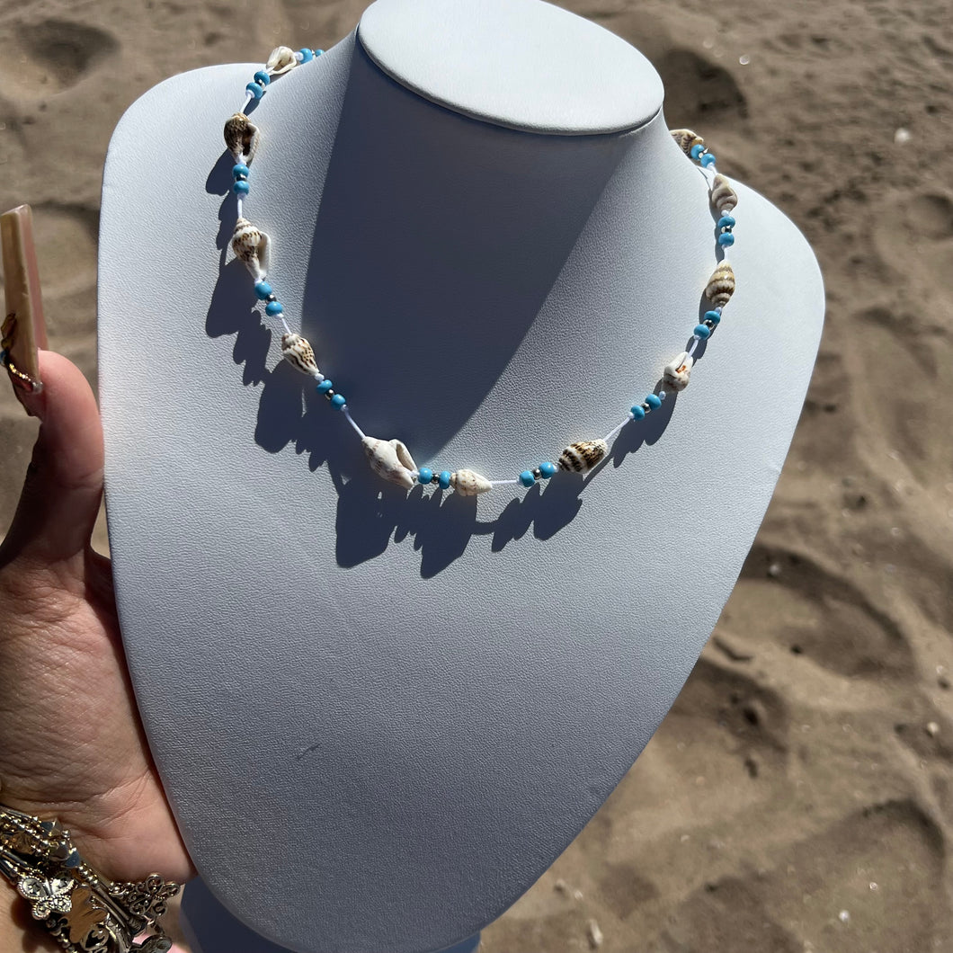 White Adjustable Seashell Necklace