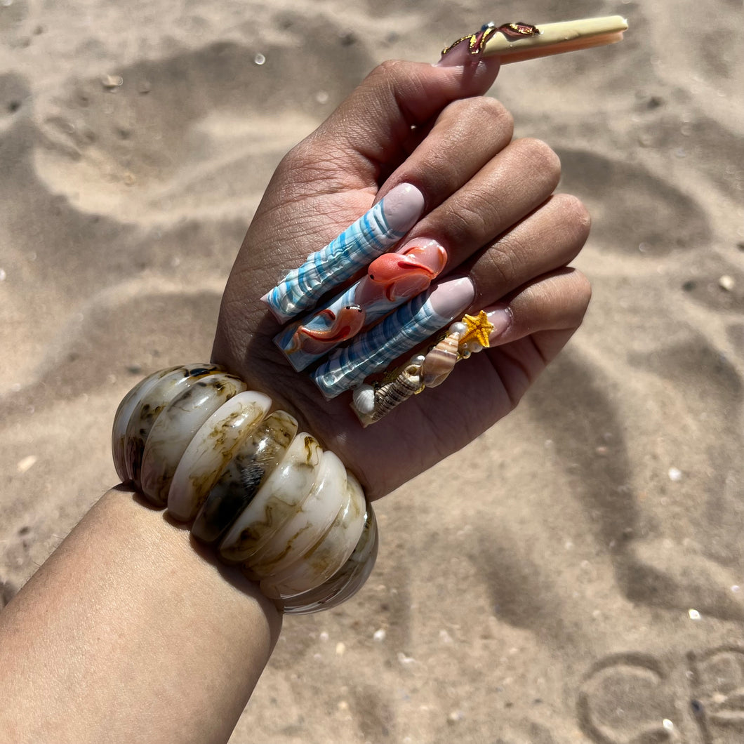 Seaweed Chunky Shell Bracelet