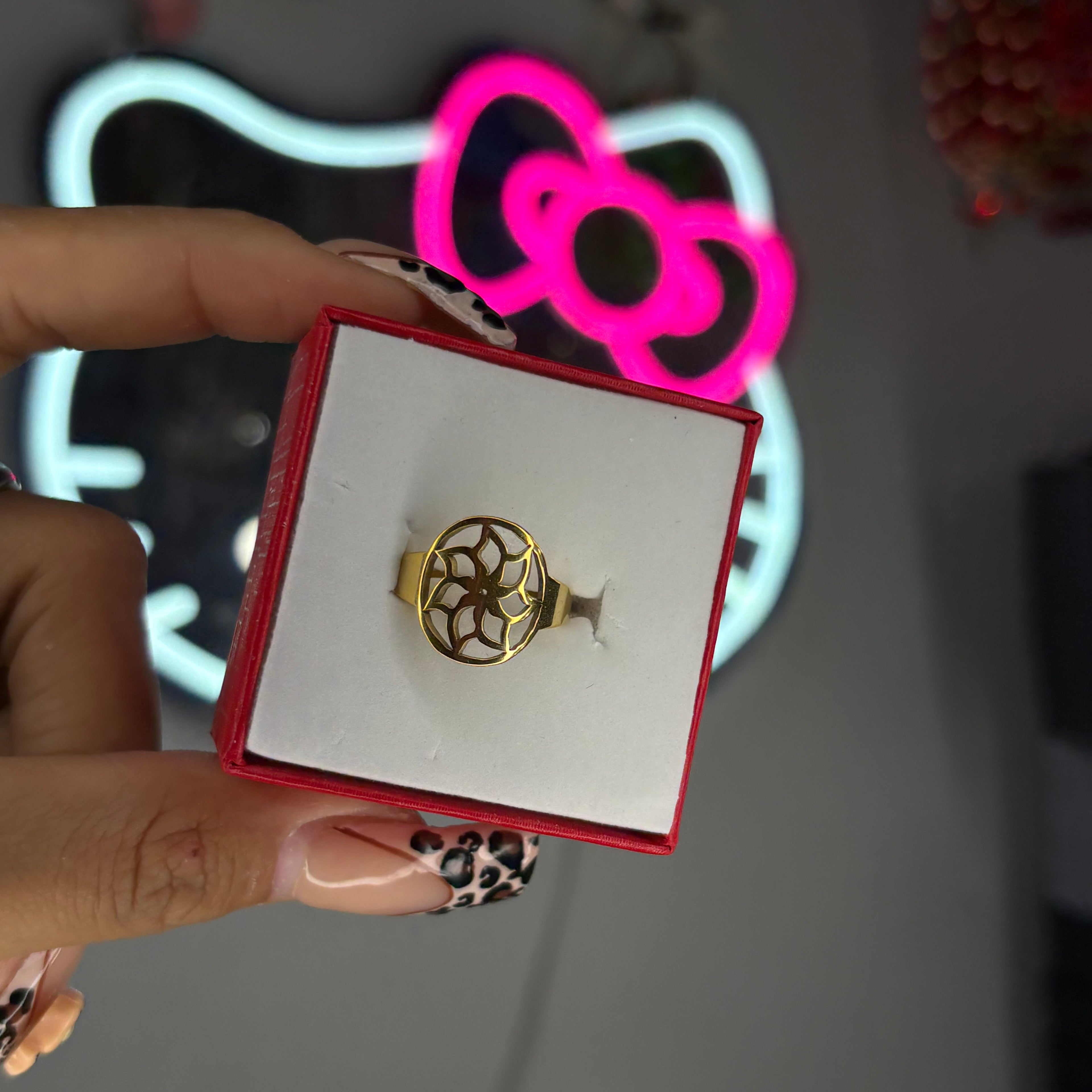 Gold Size 8 Lotus Ring