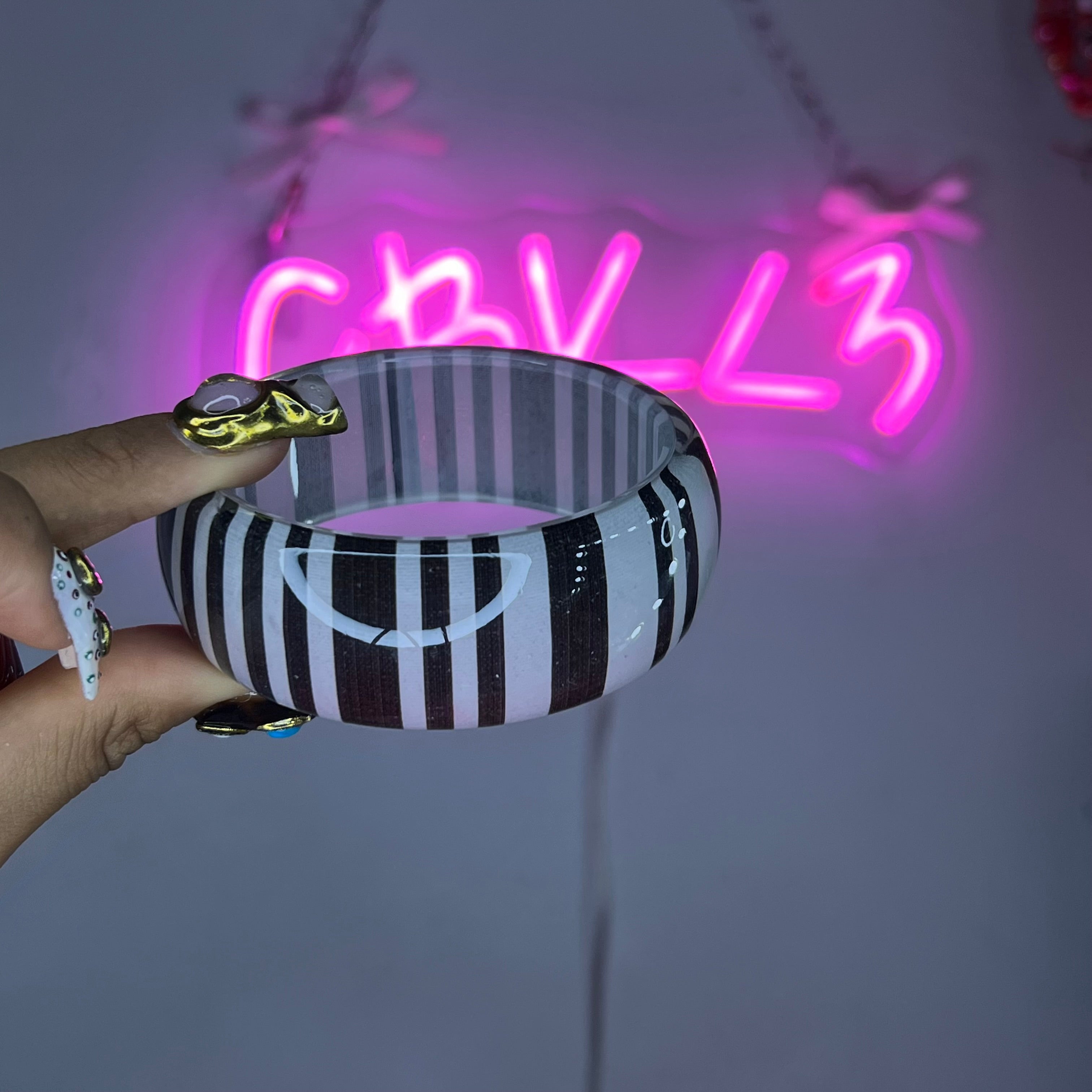Black and white stripe Boba Bangle