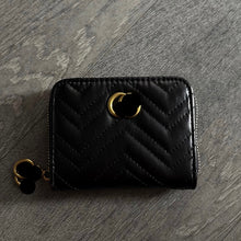 Load image into Gallery viewer, Black Classic Wallet
