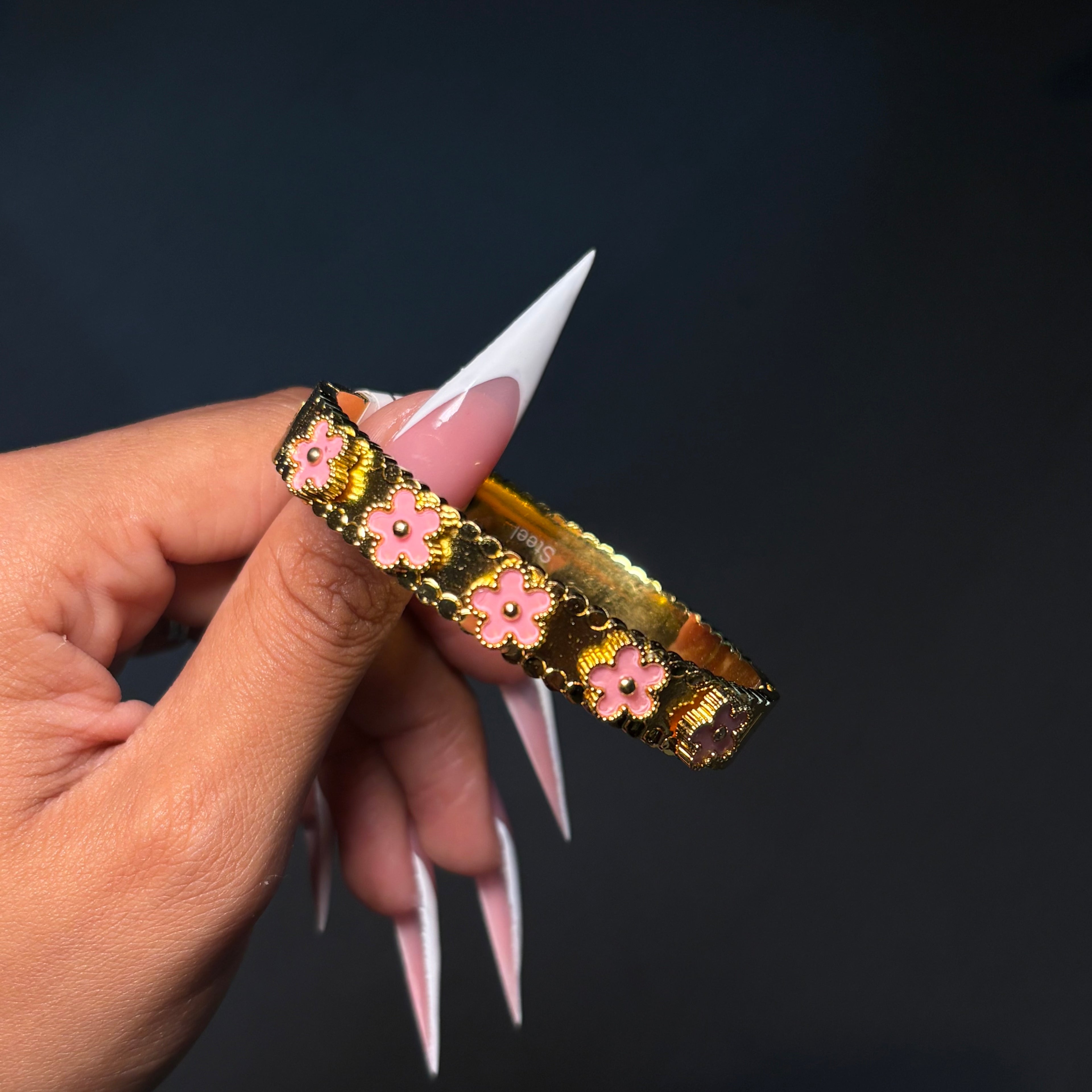 Gold & Pink Daisy Bangle ✿
