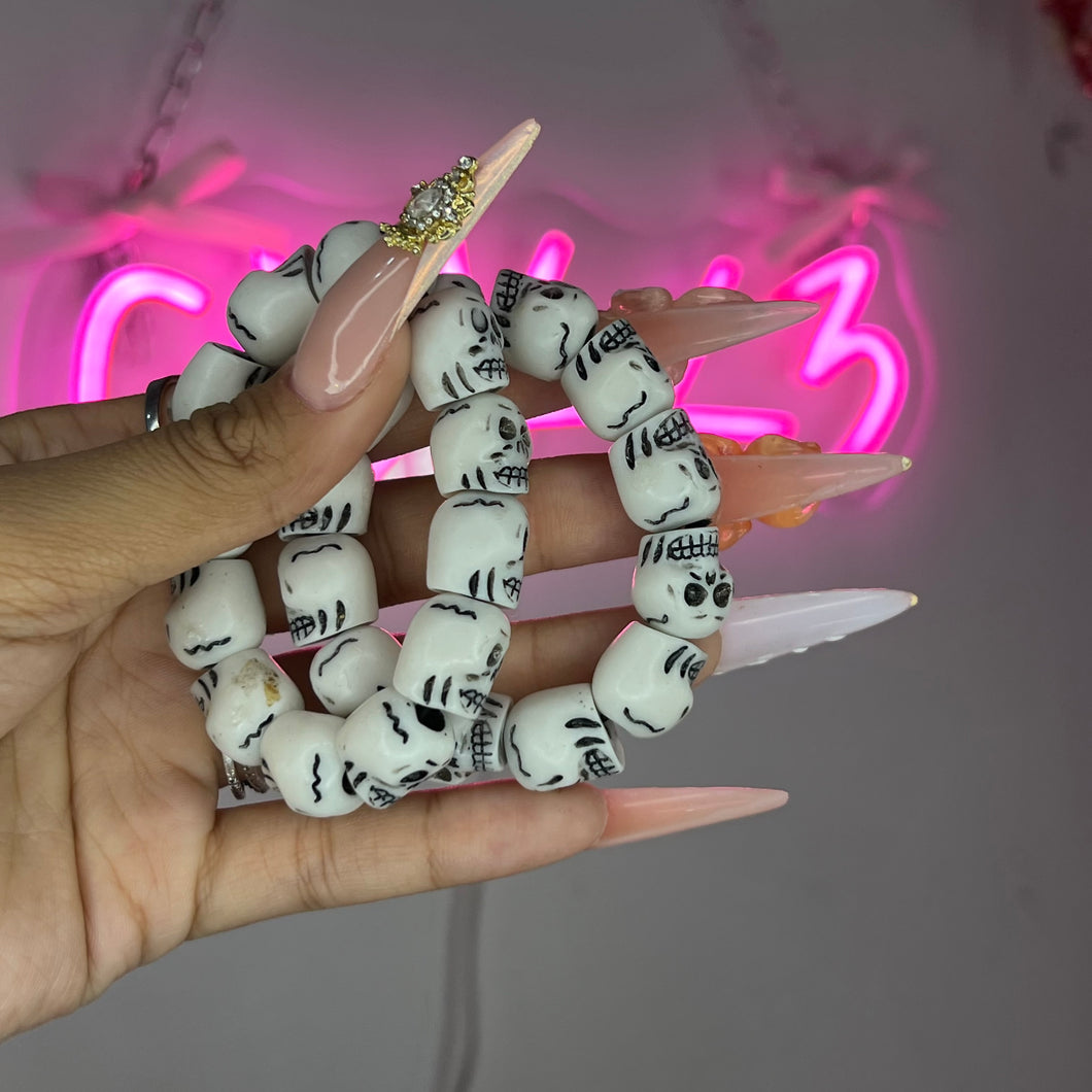 White XL Skully Beaded Bracelet