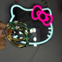 Load image into Gallery viewer, Little Girls Deep Green &amp; Gold Etheral Beauté Patterned Bangle
