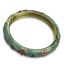 Load image into Gallery viewer, Little Girls Mint Green &amp; Gold Etheral Beauté Patterned Bangle
