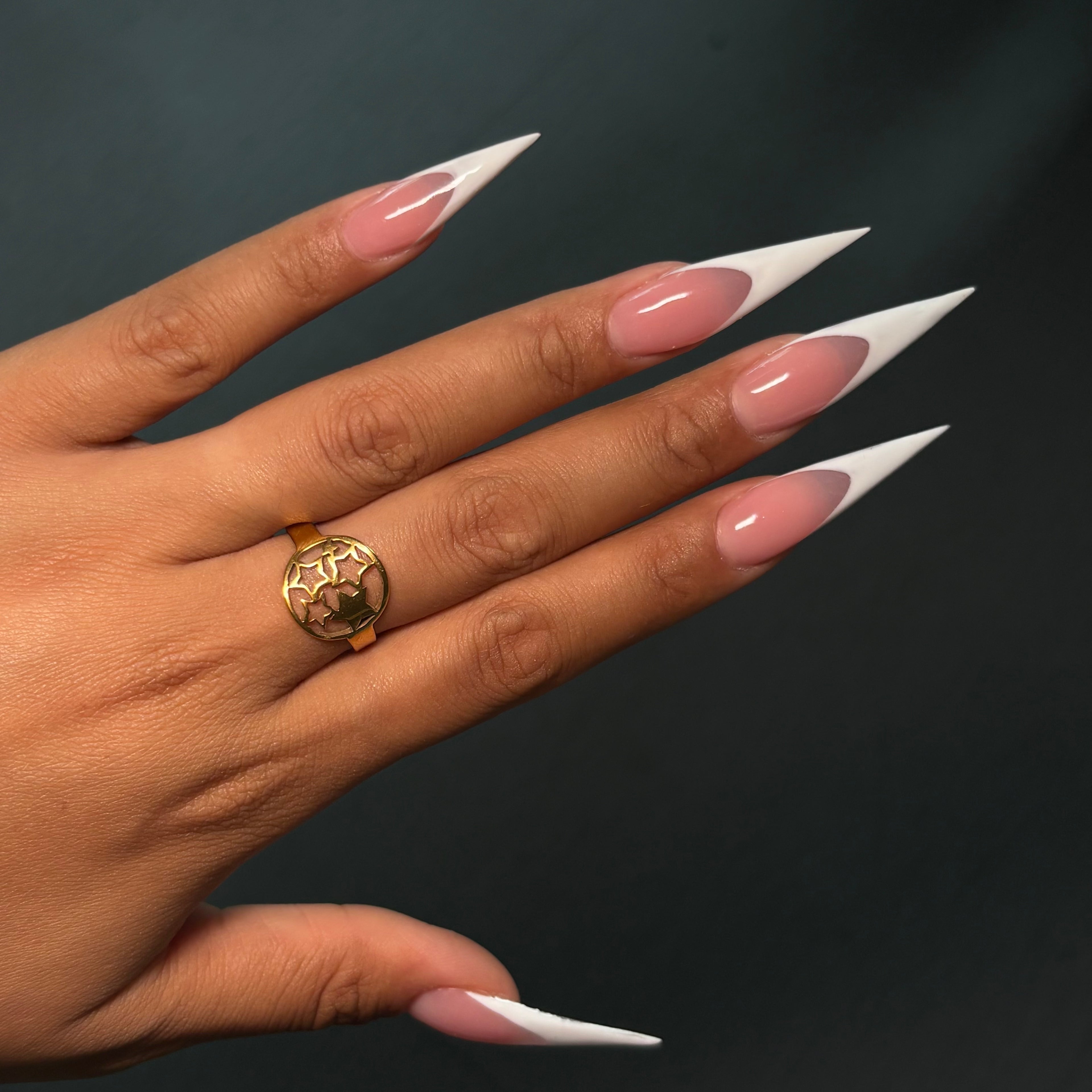 Size 9 Gold Star Cut Out Ring