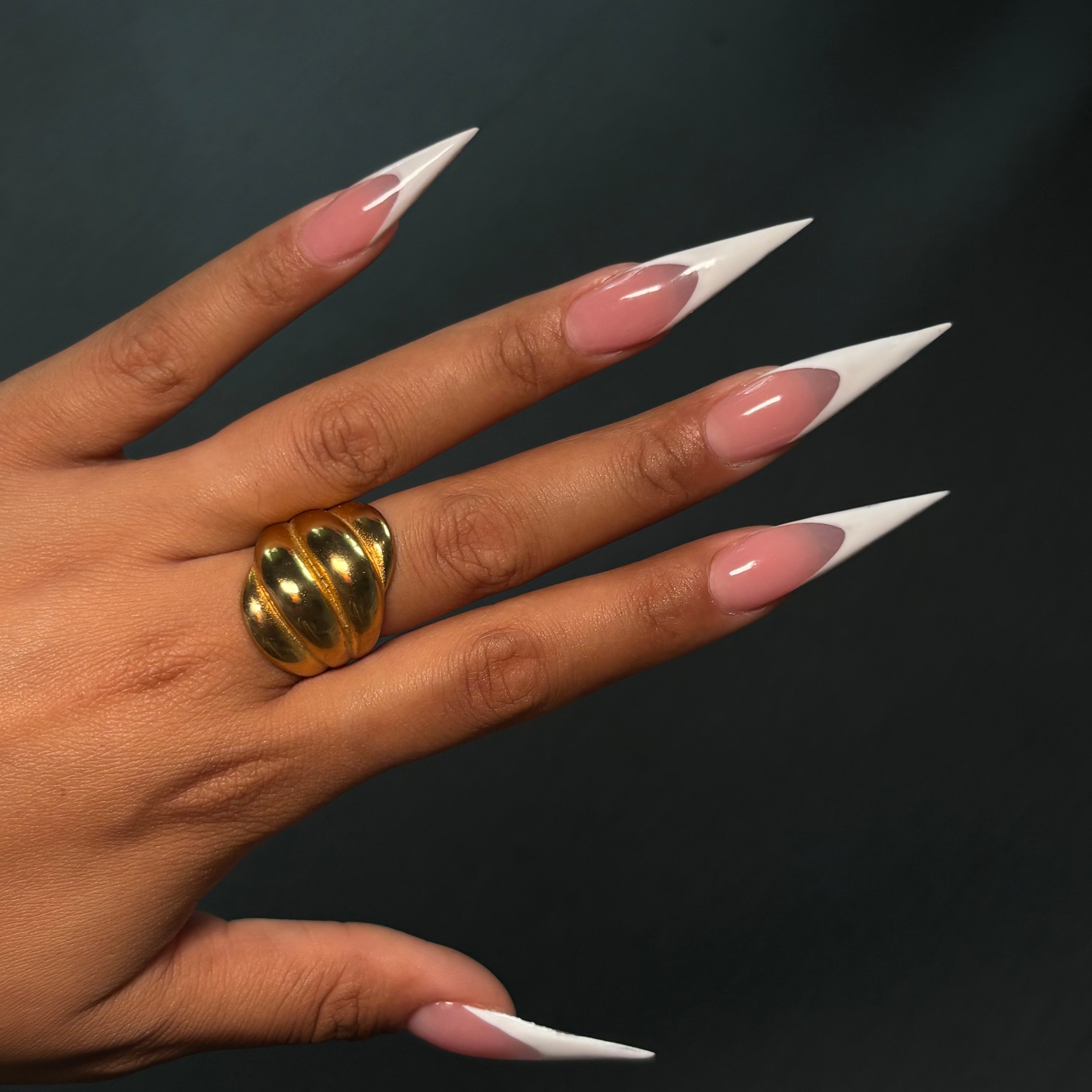 Gold Liora Shell Ring SZ 8