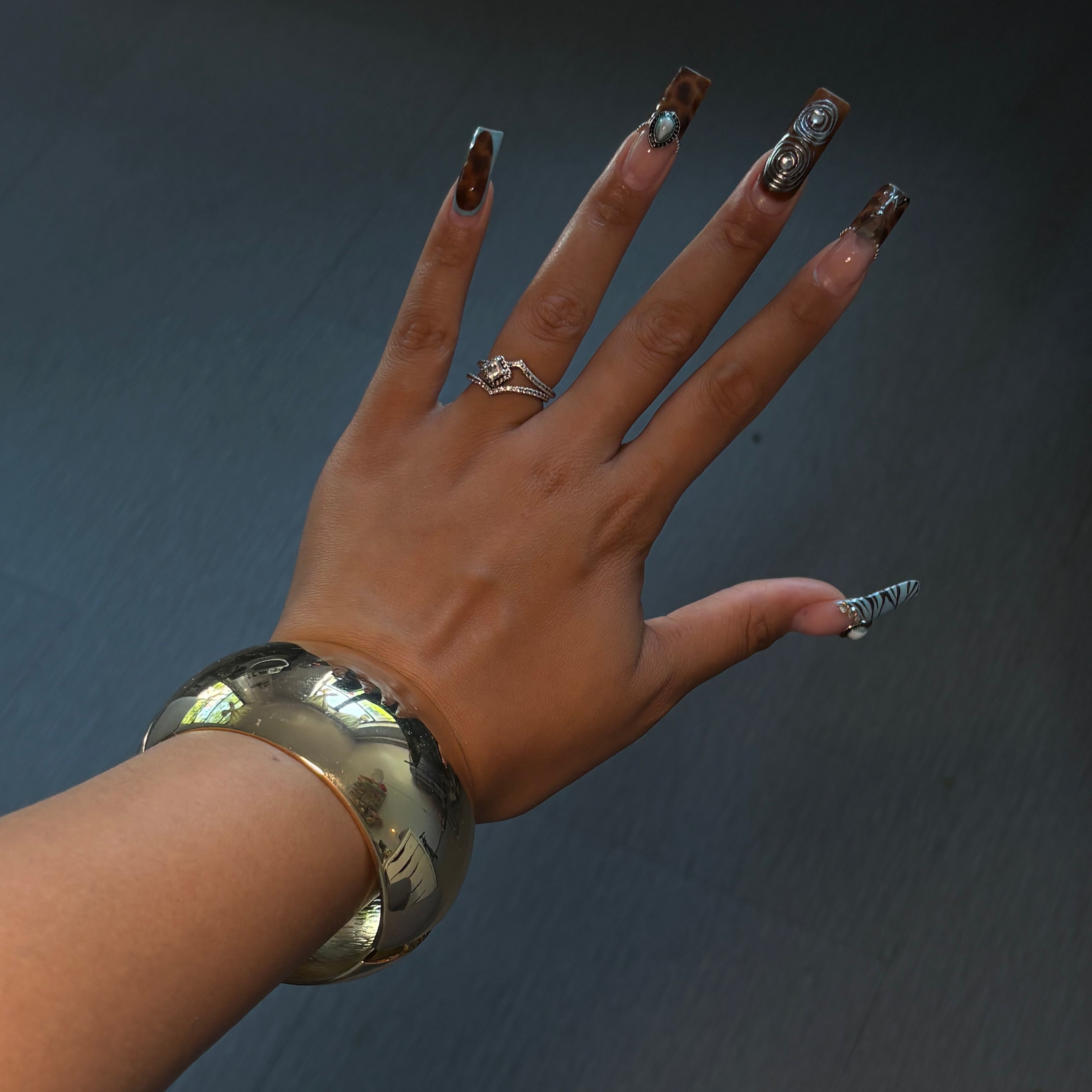 Gold Chunky Bangle